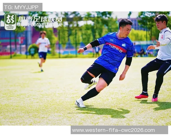 济南老男孩足球团队携手共进打造青春活力的足球梦想之旅